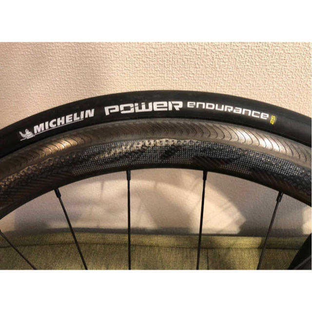 ZIPP303NSW クリンチャー スプロケ、タイヤ　ホイールバッグ付roval スポーツ/アウトドアの自転車(パーツ)の商品写真