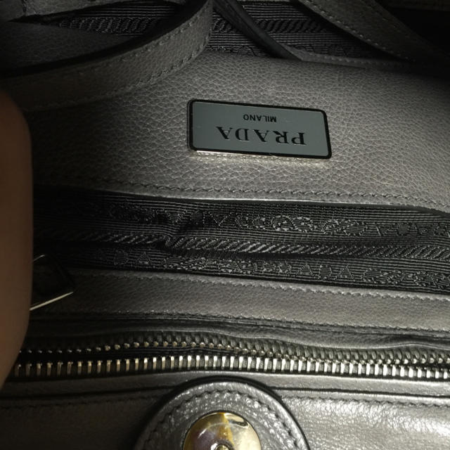 PRADA(プラダ)の閲覧用 プラダ グレー かばん レディースのバッグ(ハンドバッグ)の商品写真