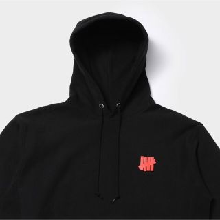 アンディフィーテッド(UNDEFEATED)のUNDEFEATED verdyコラボ パーカー フーディー(パーカー)