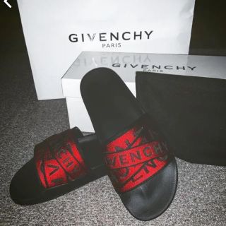 ジバンシィ(GIVENCHY)のジバンシー　PiPi様専用ページです。(その他)