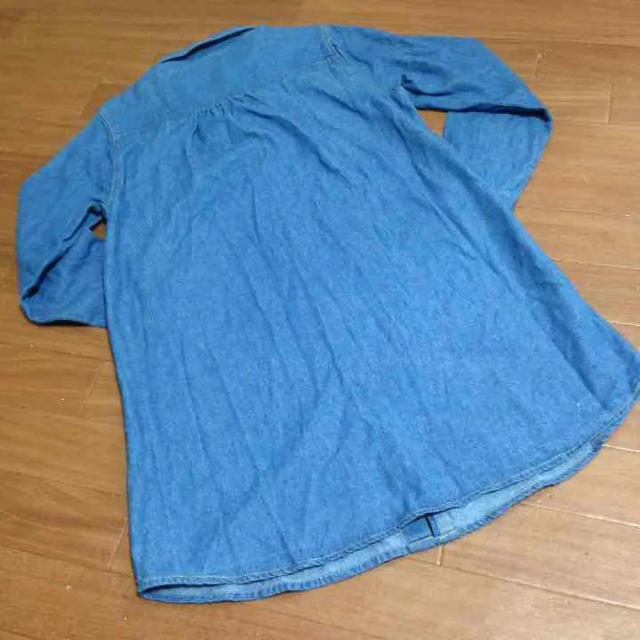 しまむら(シマムラ)の新品♡デニム　シャツ　ワンピース レディースのトップス(シャツ/ブラウス(長袖/七分))の商品写真