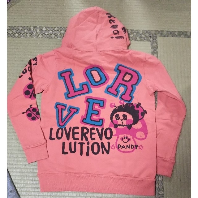 LOVE REVOLUTION(ラブレボリューション)のLOVEREVOLUTION キッズ/ベビー/マタニティのキッズ服女の子用(90cm~)(Tシャツ/カットソー)の商品写真