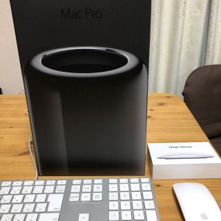 アップル(Apple)の【13万引き】Mac Pro (Late 2013) マウスキーボードモニター付(デスクトップ型PC)