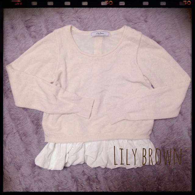 Lily Brown(リリーブラウン)のリリーブラウン バルーンフリルニット レディースのトップス(ニット/セーター)の商品写真