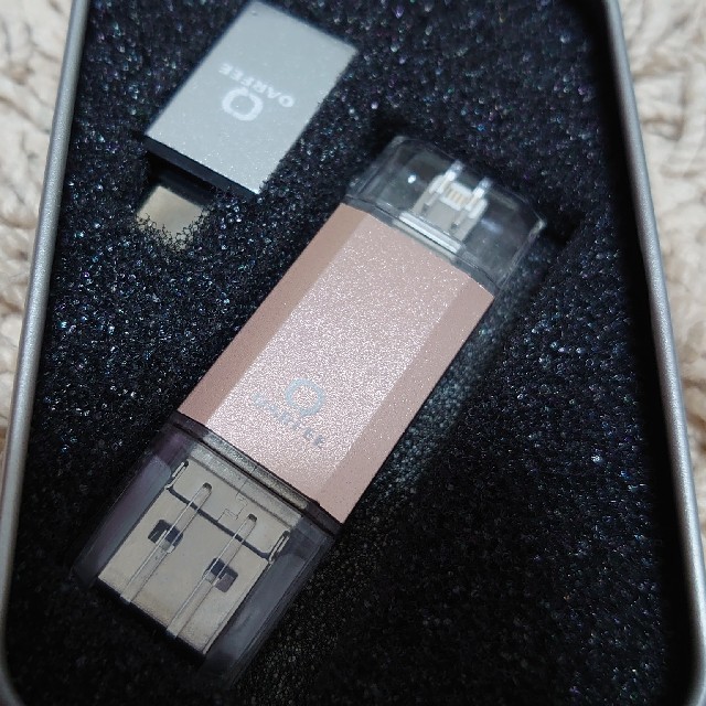 QARFEE USBメモリ 32GB スマホ/家電/カメラのPC/タブレット(PC周辺機器)の商品写真