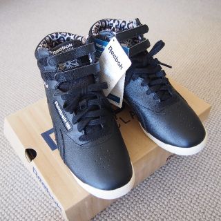 リーボック(Reebok)の【専用】《新品》Reebok スニーカー(スニーカー)