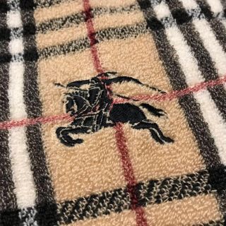 バーバリー(BURBERRY)のバーバリー タオルケット ウールケット　オールシーズン セール中！(布団)