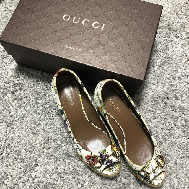 Gucci(グッチ)の【値下げ】GUCCI ヒール　35 レディースの靴/シューズ(ハイヒール/パンプス)の商品写真