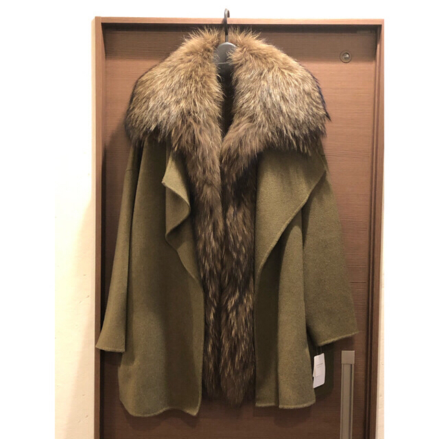 L'Appartement DEUXIEME CLASSE(アパルトモンドゥーズィエムクラス)のご専用です！美品☆ HOTEL PARTICULIER FUR コート レディースのジャケット/アウター(毛皮/ファーコート)の商品写真