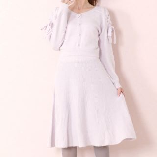 ロディスポット ニットワンピース ワンピースの通販 91点 | LODISPOTTO ...