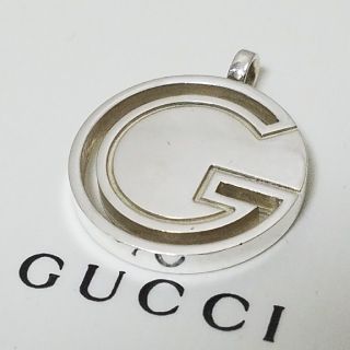 グッチ(Gucci)の[正規品] GUCCI ロゴ ネックレス トップ チャーム 鏡面研磨済み(ネックレス)