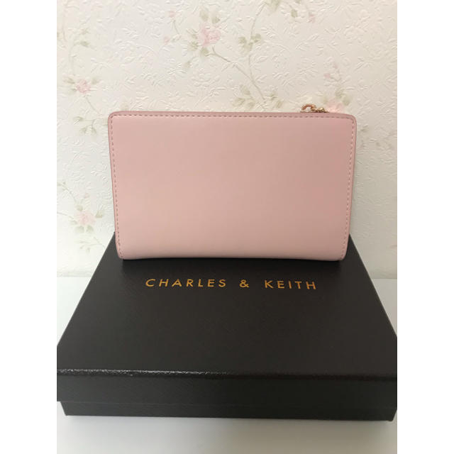 Charles and Keith(チャールズアンドキース)のCHARLES  &  KEITH  お財布 レディースのファッション小物(財布)の商品写真