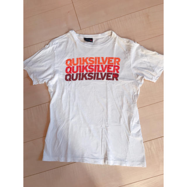 QUIKSILVER(クイックシルバー)の送料込☆QUIKSILVER Tシャツ☆ メンズのトップス(Tシャツ/カットソー(半袖/袖なし))の商品写真