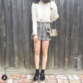 ザラ(ZARA)のZARA フリル　ショートパンツ(ショートパンツ)