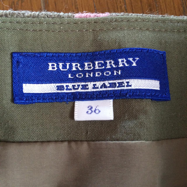 BURBERRY(バーバリー)のバーバリーミニスカート レディースのスカート(ミニスカート)の商品写真