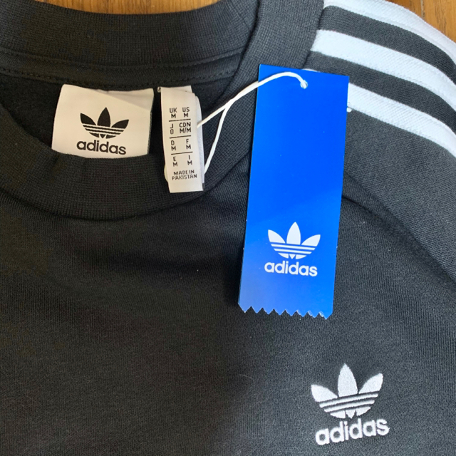 adidas(アディダス)のadidas originals スウェット 黒 メンズのトップス(スウェット)の商品写真