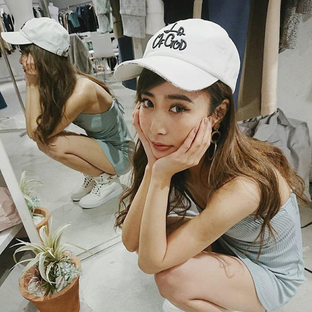 GYDA(ジェイダ)のGYDA LA OF GOD CAP キャップ レディースの帽子(キャップ)の商品写真