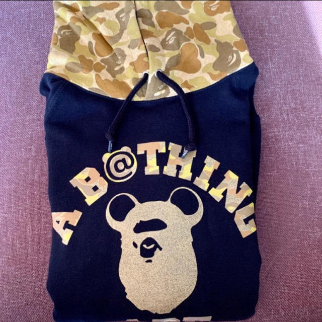 A BATHING APE(アベイシングエイプ)のAPE HEAD BE@R COLLEGE PULLOVER HOODIE メンズのトップス(パーカー)の商品写真