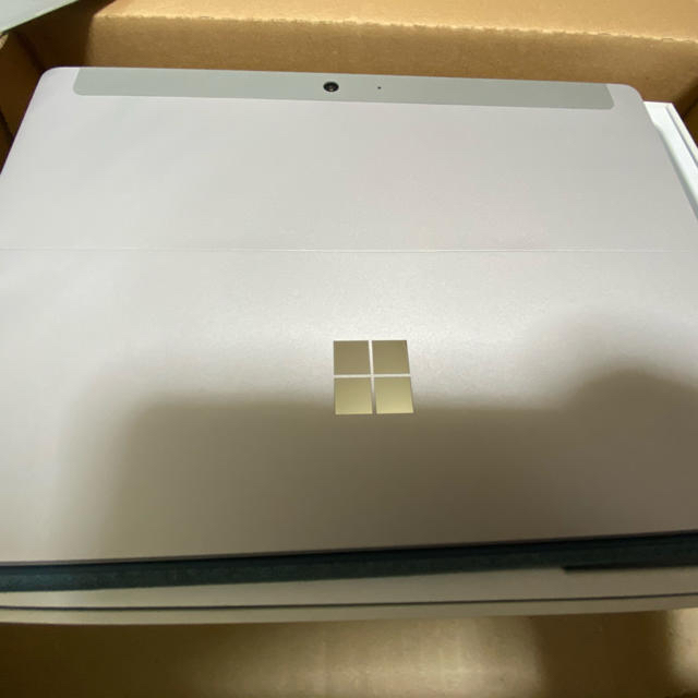 Microsoft(マイクロソフト)のSurface Go 8GB/128GB MCZ-00014  スマホ/家電/カメラのPC/タブレット(タブレット)の商品写真