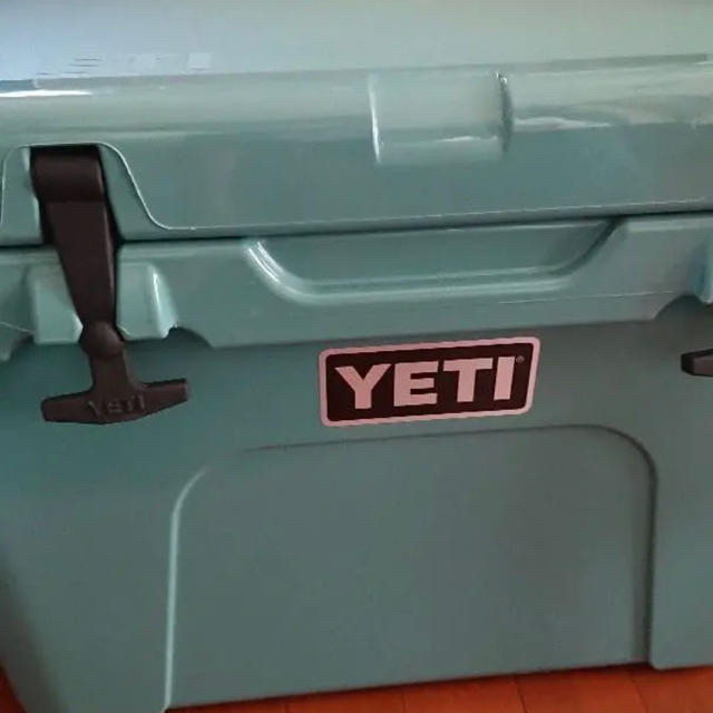 新品‼️YETI 35qtイエティ クーラーボックス カラーはリバーグリーン‼️