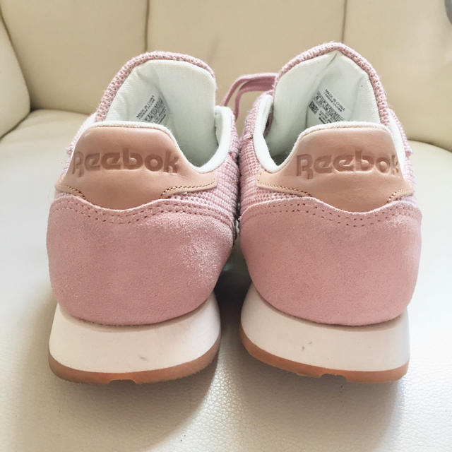 Reebok(リーボック)のリーボック　クラシック　美品 レディースの靴/シューズ(スニーカー)の商品写真