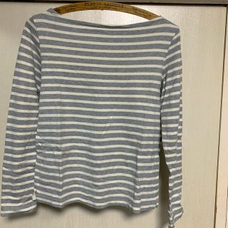 ユニクロ(UNIQLO)のユニクロ　ボーダーＴシャツ　グレー×白　　USED 美品　Sサイズ(Tシャツ(長袖/七分))