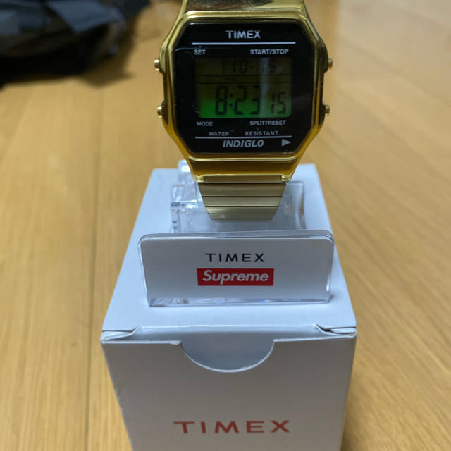 品多く Supreme - Supreme シュプリーム Timex Digital Watch 腕時計(デジタル)