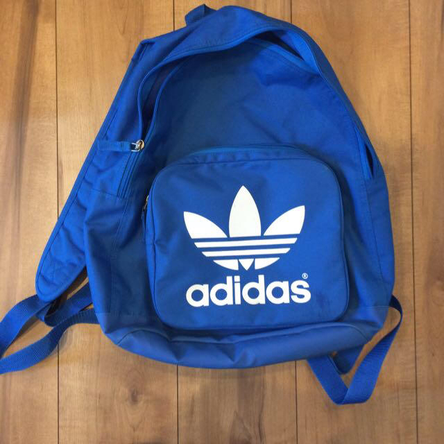 adidas(アディダス)のアディダスリュック レディースのバッグ(リュック/バックパック)の商品写真