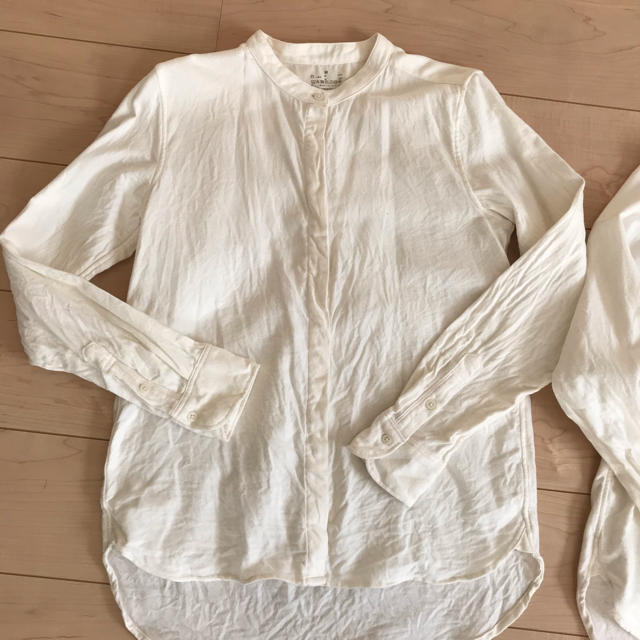 MUJI (無印良品)(ムジルシリョウヒン)の2018年無印良品フランネル長袖シャツ2枚セット白 レディースのトップス(シャツ/ブラウス(長袖/七分))の商品写真