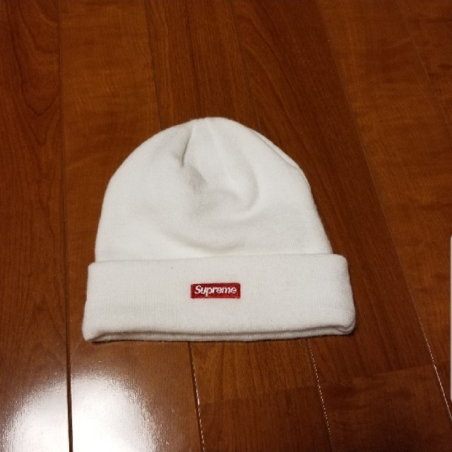 Supreme(シュプリーム)の18 aw supreme×NEW ERA script beanie メンズの帽子(ニット帽/ビーニー)の商品写真