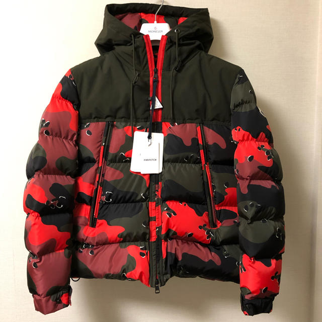 MONCLER(モンクレール)の【新品】モンクレール　EYMERIC サイズ1 メンズのジャケット/アウター(ダウンジャケット)の商品写真