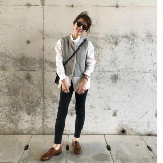 トゥデイフル(TODAYFUL)のepa angora pile vest (gray）(ベスト)