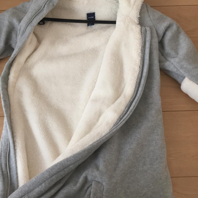 GAP(ギャップ)のGAP  フリースモコモコ アウター キッズ/ベビー/マタニティのベビー服(~85cm)(ジャケット/コート)の商品写真