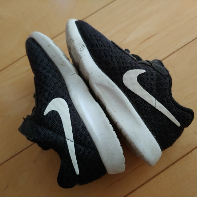 NIKE(ナイキ)のナイキ　NIKE　スニーカー　13 キッズ/ベビー/マタニティのベビー靴/シューズ(~14cm)(スニーカー)の商品写真