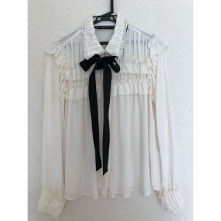 ザラ(ZARA)の【専用】ZARA ブラウス　長袖　フリル(シャツ/ブラウス(長袖/七分))