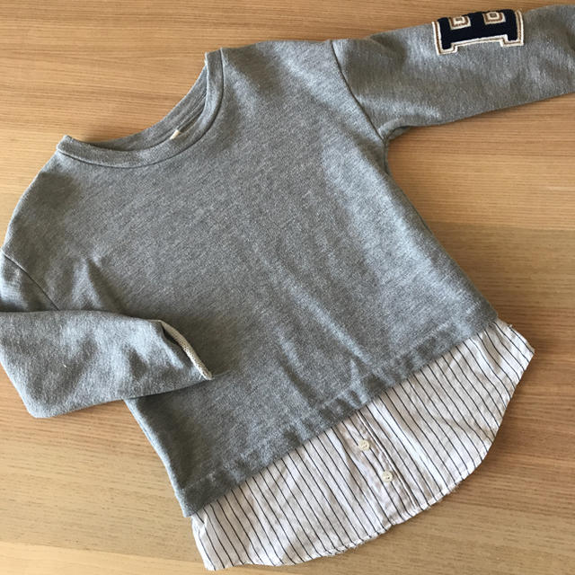 ZARA KIDS(ザラキッズ)のマリョン様専用ザラキッズトレーナー104サイズ キッズ/ベビー/マタニティのキッズ服女の子用(90cm~)(Tシャツ/カットソー)の商品写真