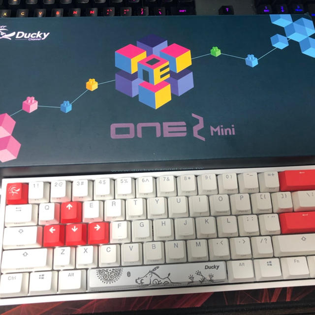 Ducky one 2 mini 銀軸 ホワイト