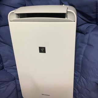 シャープ(SHARP)のシャープ　CM-J100 冷風　衣類乾燥　除湿機(衣類乾燥機)