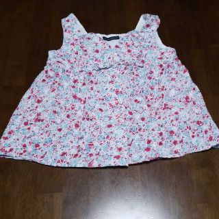 ベベ(BeBe)のＢｅＢｅ　トップス  １２０(Tシャツ/カットソー)