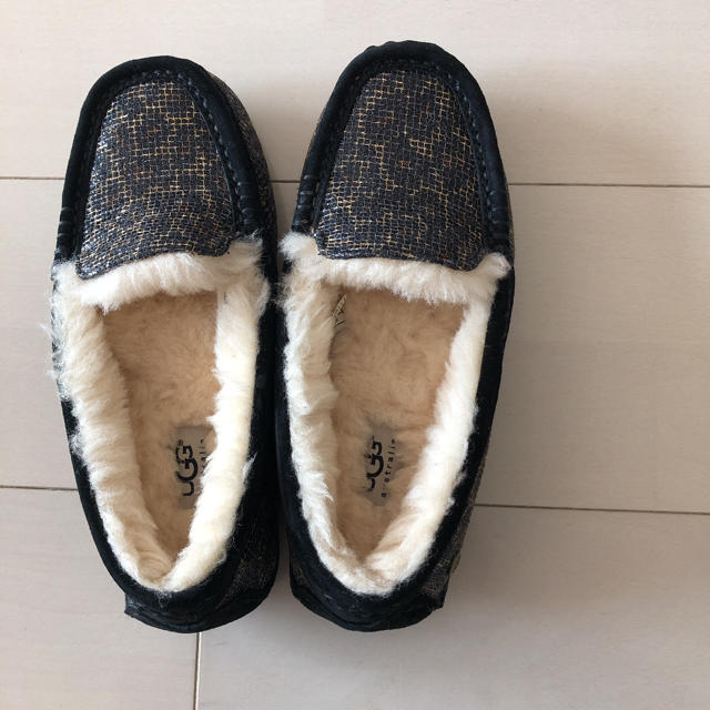 UGG(アグ)のugg 靴 レディースの靴/シューズ(その他)の商品写真