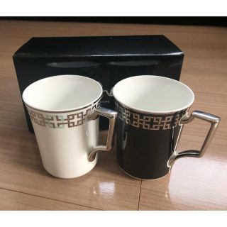 ノリタケ(Noritake)のNoritake KIRA KARACHO マグカップペア　角つなぎ(グラス/カップ)