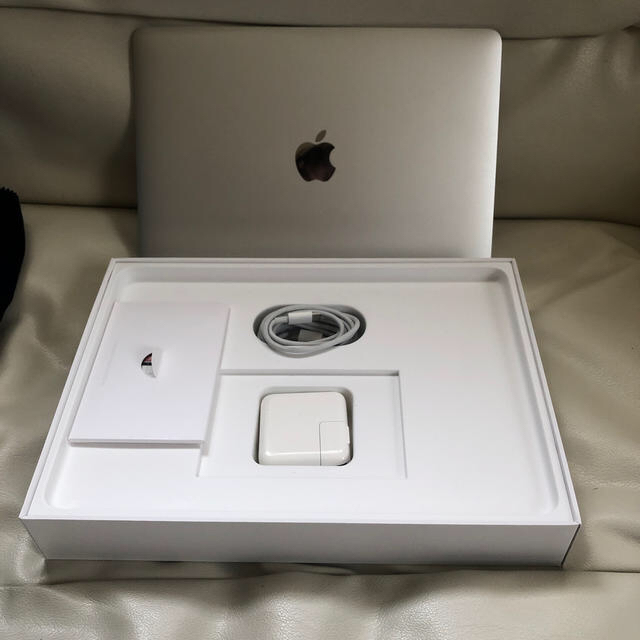 MacBook 12inch early 2015 8g 512gb 1