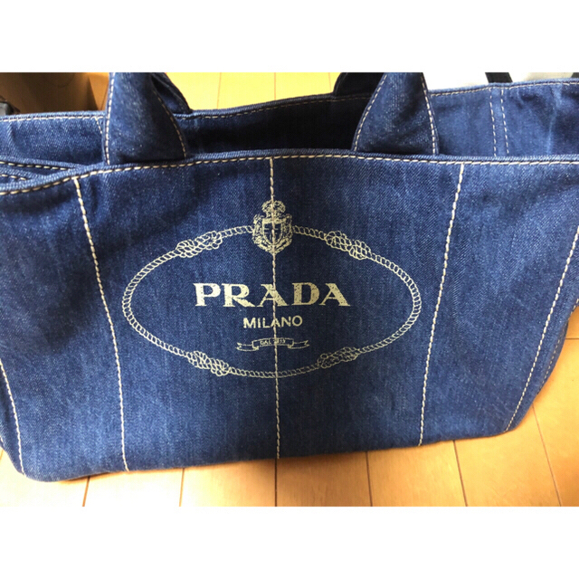 ルイ様専用⭐︎かなりの美品⭐︎プラダカナパのサムネイル