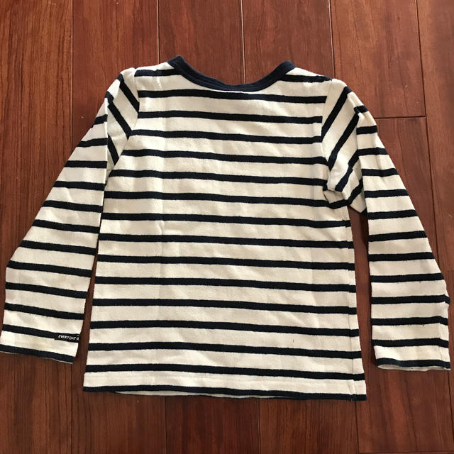 BREEZE(ブリーズ)のBREEZE  長そでＴシャツ　100 キッズ/ベビー/マタニティのキッズ服女の子用(90cm~)(Tシャツ/カットソー)の商品写真