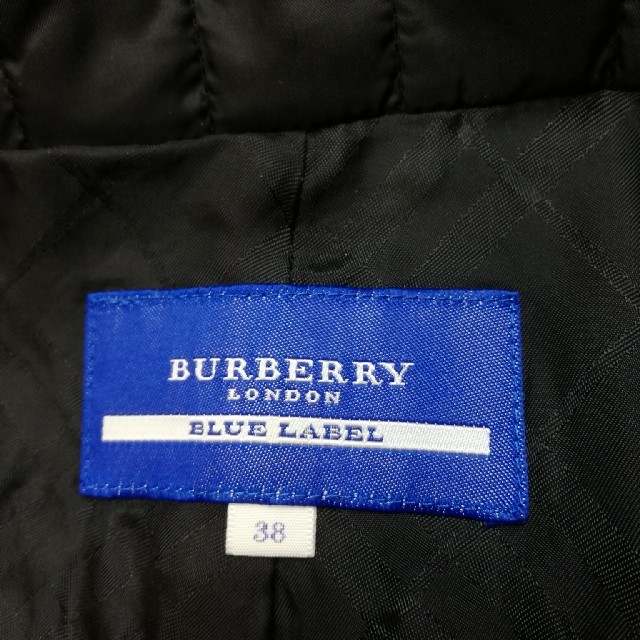 BURBERRY BLUE LABEL(バーバリーブルーレーベル)のバーバリーブルーレーベル　キルティング　ジップアップ黒 レディースのジャケット/アウター(ブルゾン)の商品写真