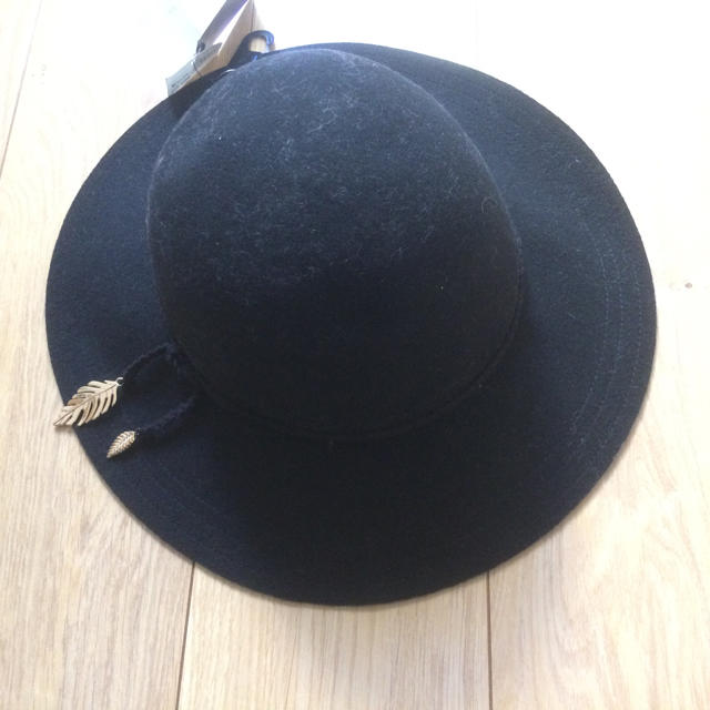 H&M(エイチアンドエム)の送料無料 新品 H&M ハット  カラー ブラック レディースの帽子(ハット)の商品写真