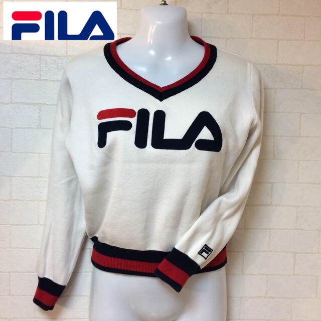 FILA(フィラ)のFIRA フィラ Vネック セーター レディースのトップス(ニット/セーター)の商品写真