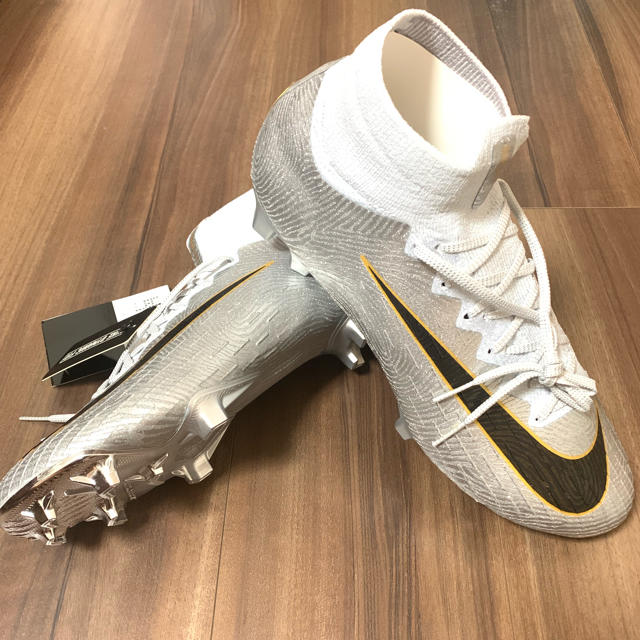 Nike ナイキ マーキュリアル スーパーフライ 6 エリート Se Fg の通販 By 薪屋 S Shop ナイキならラクマ