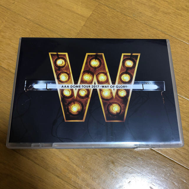 AAA(トリプルエー)のAAA DOME TOUR 2017 WAY OF GLORY(スマプラ対応) エンタメ/ホビーのDVD/ブルーレイ(ミュージック)の商品写真