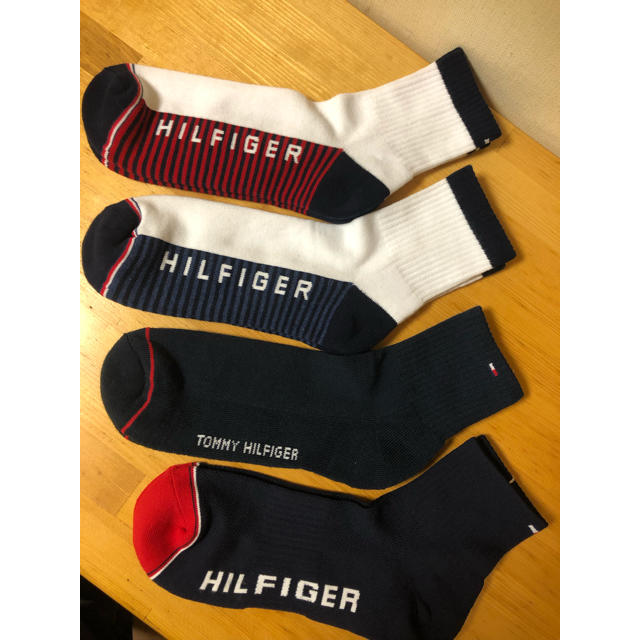 TOMMY HILFIGER(トミーヒルフィガー)のトミーヒルフィガー TOMMY HILFIGER メンズサイズ  4足セット メンズのレッグウェア(ソックス)の商品写真